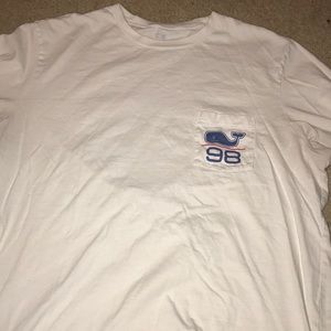 Men’s vineyard vines T-shirt